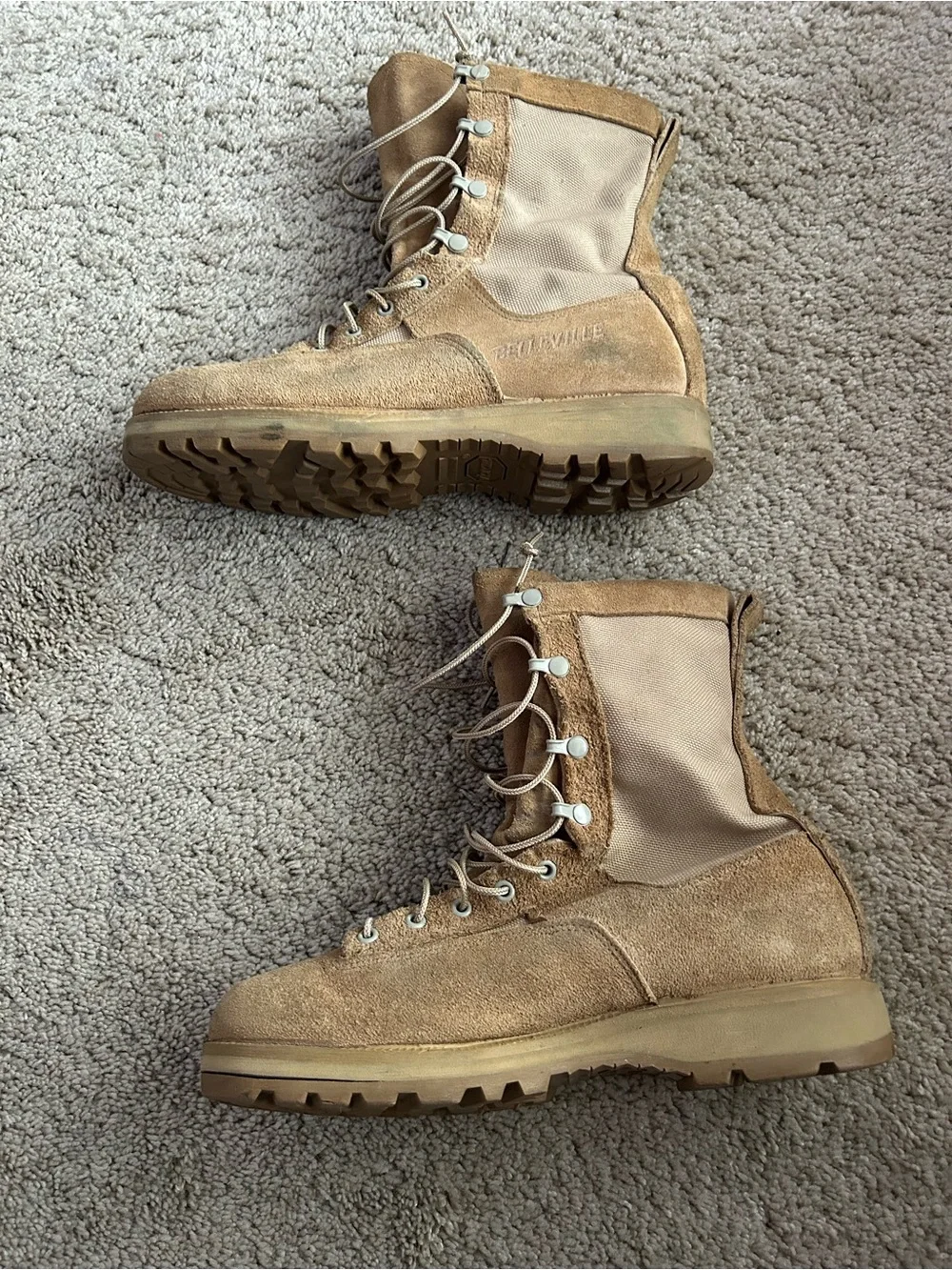 Men's Desert Tactical Boots in Tan Suede